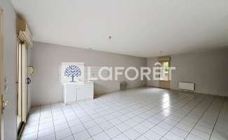 Photo Location maison Saint-Varent