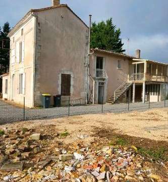 Location maison 2 pièces Saint-Yrieix-sur-Charente 16