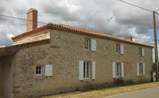 Photo Location maison Sainte-Cécile