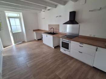 Location Maison 5 piècesVal-de-Livenne