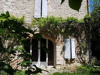 Location Maison 2 chambresVénès