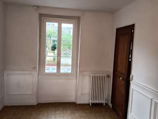 Location maison 8 pièces Location maison 8 pièces
