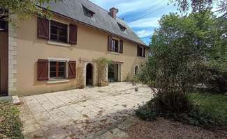Photo Location maison Villevêque