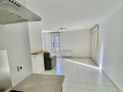 Vente appartement 2 pièces Aix-en-Provence 13