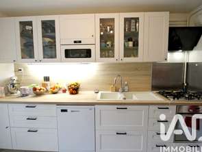 Vente Appartement 4 piècesAix-en-Provence