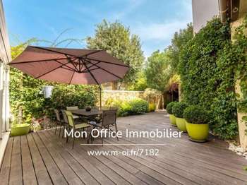 Vente Appartement 5 piècesAix-en-Provence