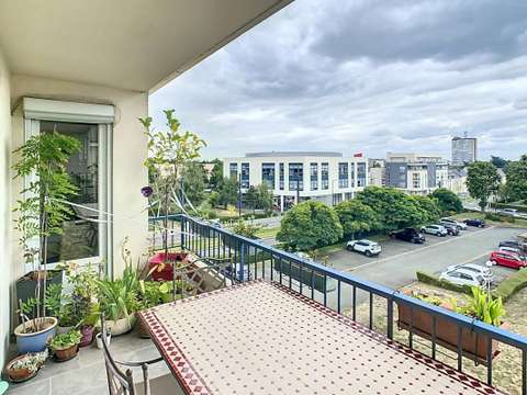 Vente appartement 5 pièces Angers Belle Beille 49