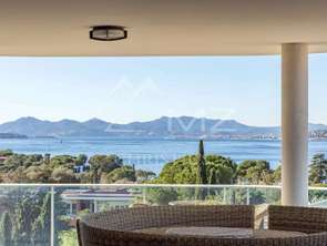 Vente Appartement 4 piècesAntibes