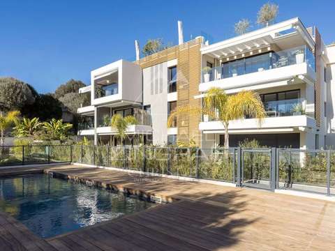 Vente appartement 4 pièces Antibes 06