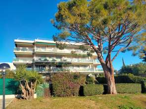 Vente Appartement 4 piècesAntibes