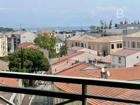 Vente appartement 4 pièces Antibes 06
