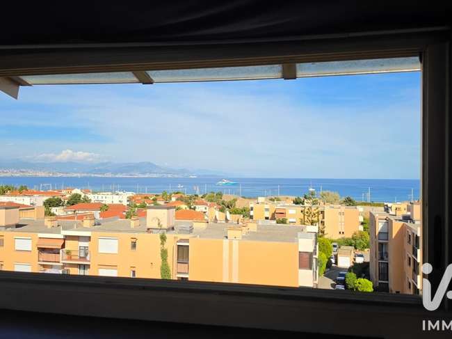 Appartement 1 pièce 27 m² · à Antibes · 27 m² · 182 000 €