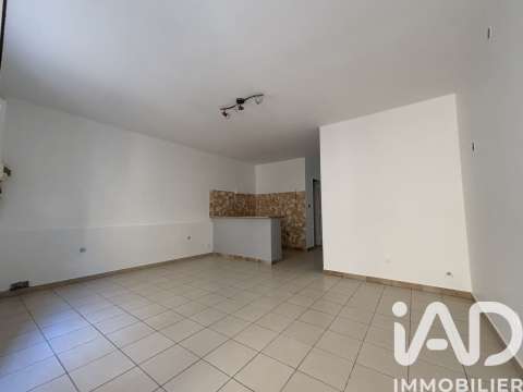 Vente appartement 3 pièces Aramon 30