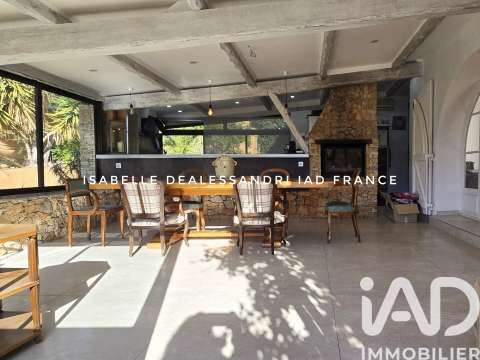 Vente appartement 4 pièces Bandol 83