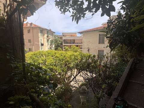 Vente appartement 3 pièces Beausoleil 06