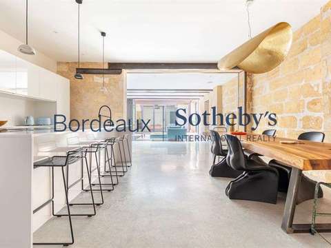Vente appartement 8 pièces Bordeaux 33