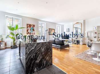 Vente Appartement 4 piècesBordeaux