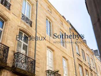 Vente Appartement 4 piècesBordeaux