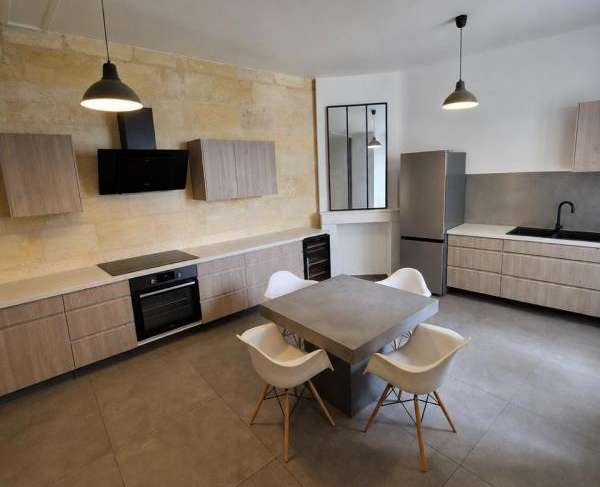 Appartement 3 pièces 84 m² · à Bordeaux · 84 m² · 383 000 €