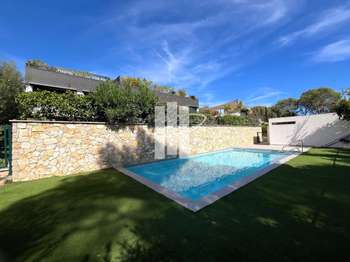 Vente appartement 3 pièces Boulouris 83