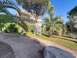 Vente Appartement 5 piècesBoulouris