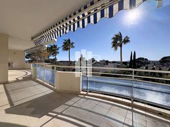 Vente appartement 3 pièces Boulouris 83