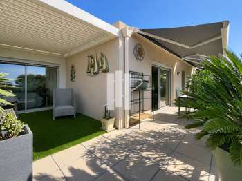 Vente appartement 4 pièces Boulouris 83