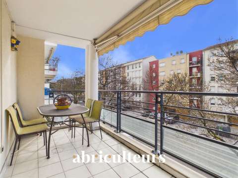 Vente appartement 2 pièces Bron 69