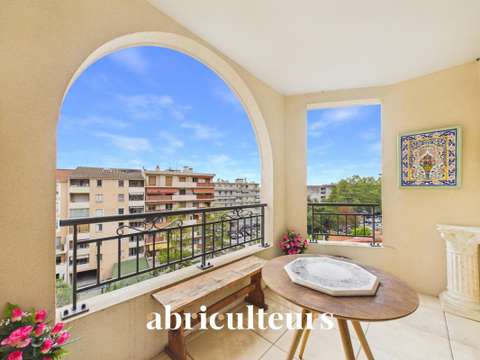Vente appartement 2 pièces Cagnes-sur-Mer 06