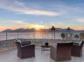 Vente Appartement 5 piècesCannes