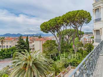 Vente Appartement 5 piècesCannes