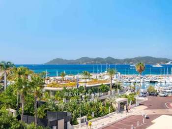 Vente appartement 3 pièces Cannes 06