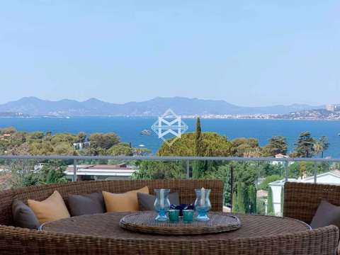 Vente appartement 4 pièces Cap-d-antibes 06