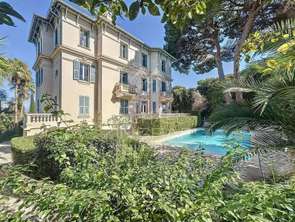 Vente Appartement 4 piècesCap-d-antibes