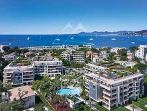 Vente Appartement 4 piècesCap-d-antibes