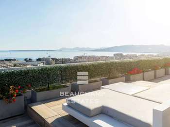 Vente Appartement 4 piècesCap-d-antibes