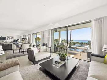 Vente appartement 4 pièces Cap-d-antibes 06