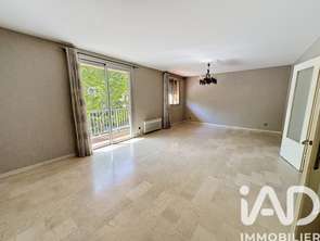 Vente Appartement 4 piècesCarnoux-en-Provence