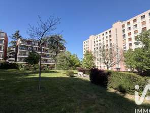 Vente Appartement 4 piècesDécines-Charpieu