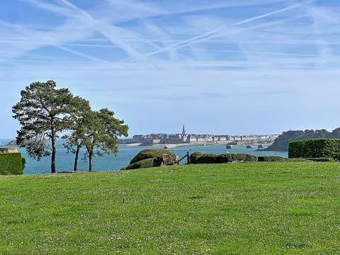 Vente appartement 4 pièces Dinard 35