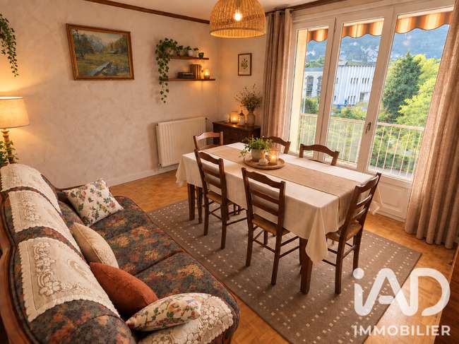 Appartement 3 pièces 55 m² · à Échirolles · 55 m² · 70 000 €