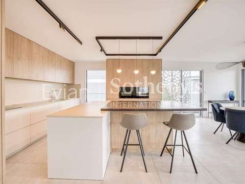 Vente appartement 5 pièces Évian-les-Bains 74
