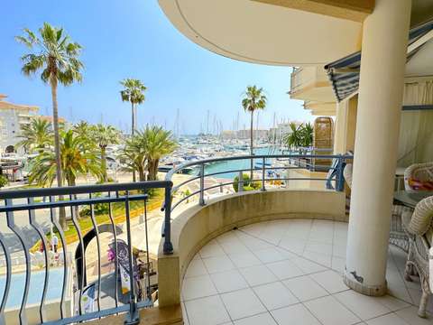Vente appartement 4 pièces Fréjus 83