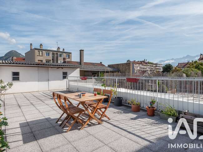 Appartement 3 pièces 76 m² · à Grenoble · 76 m² · 225 000 €