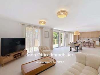 Vente appartement 4 pièces Grimaud 83