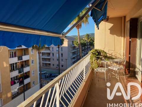 Vente appartement 2 pièces Hyères 83