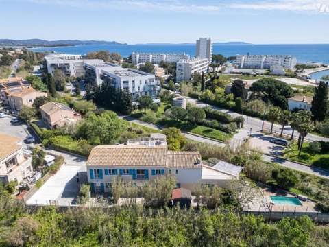 Vente appartement 6 pièces Hyères 83
