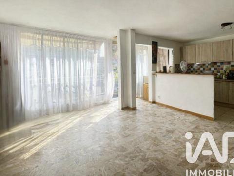 Vente appartement 4 pièces Hyères 83