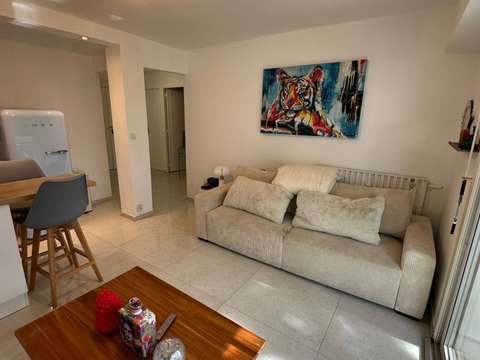 Vente appartement 2 pièces Hyères 83