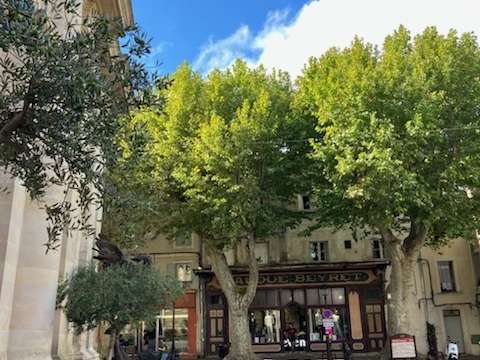 Vente appartement 2 pièces L'Isle-sur-la-Sorgue 84